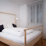Cozy Nest With Free Parking