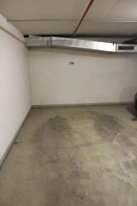 Cozy Nest With Free Parking Budapest